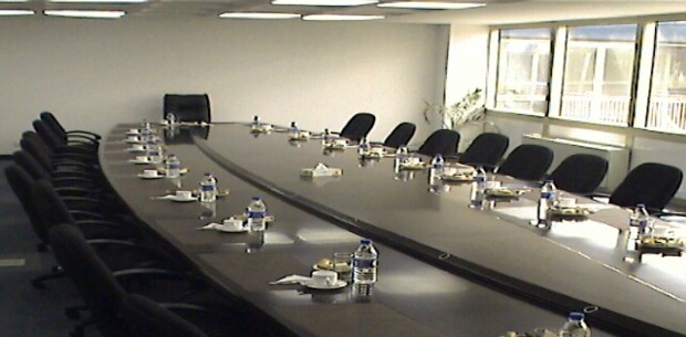 we advise Decision–Makers.